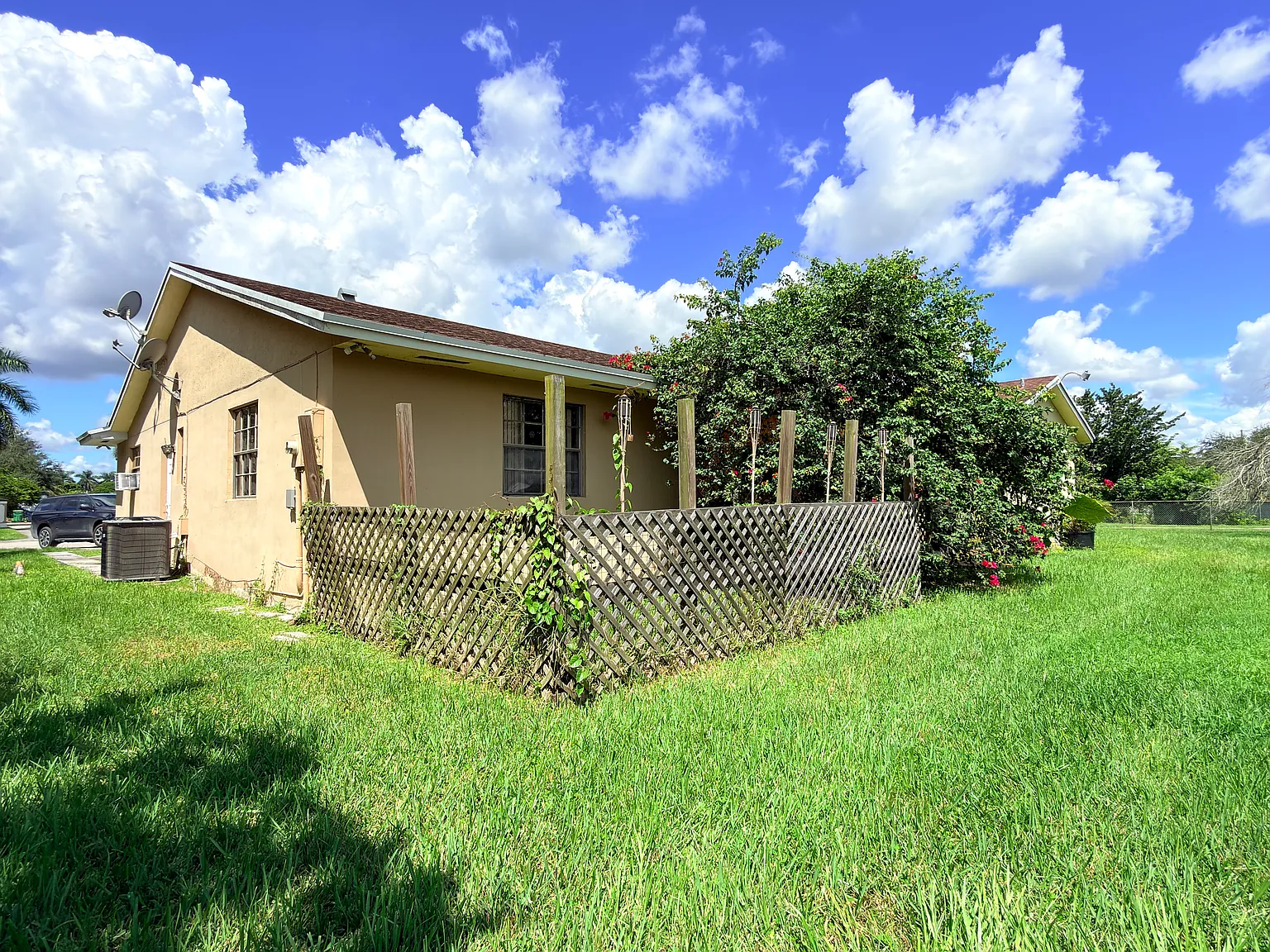 SW 212th Ave, Homestead — Photo 2