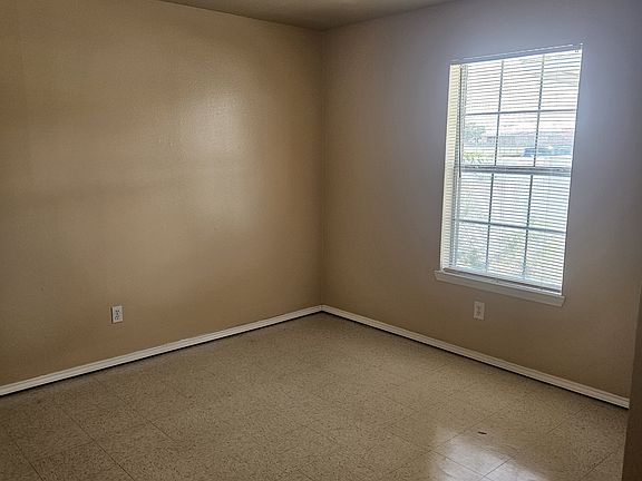 4th image of 2508 E Business 83 APT 27