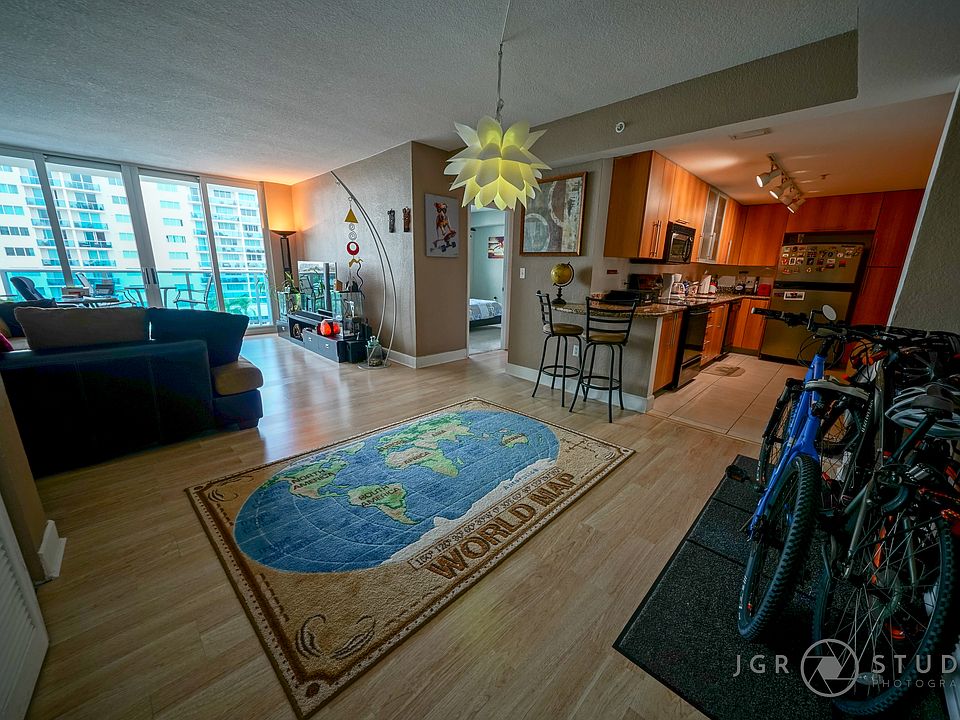 1st image of 7501 E Treasure Dr APT 5L