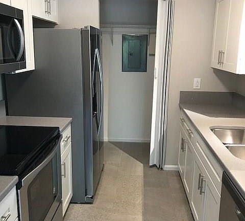 4th image of 2429 London Pointe Dr