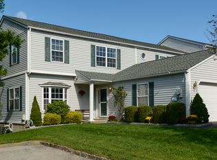 2606 Watch Hill Dr, North Tarrytown, NY 10591