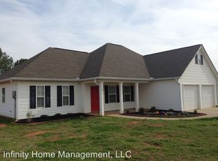 43 Oak Ridge Dr, Aragon, GA 30104