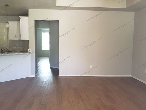 3rd image of 2127 Ingalls Ln #A