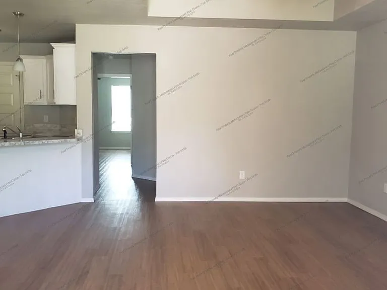 2127 Ingalls Ln #A — Photo 3