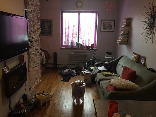 Rented by Gotham City Realty Group | media 31
