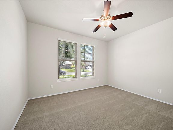 3rd image of 23818 Naples Shore Dr