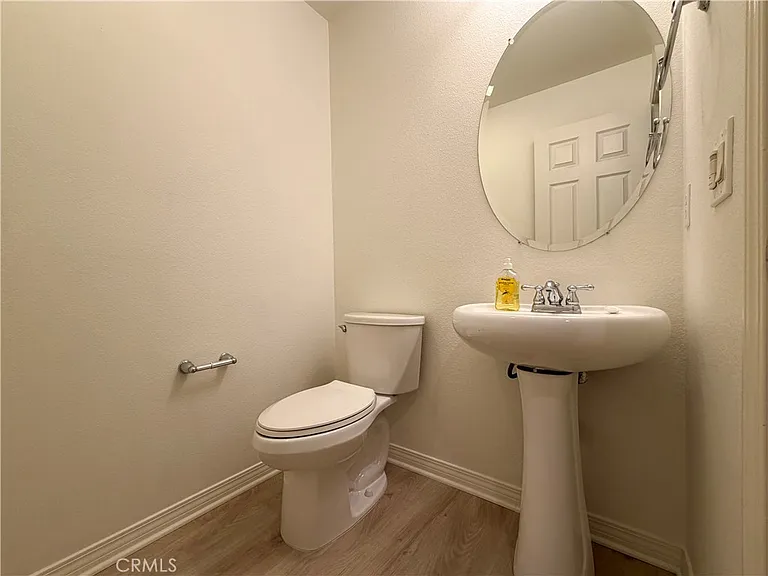 606 Asbury — Photo 9