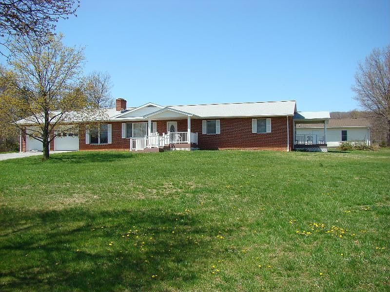 2nd image of 2027 Back Rd