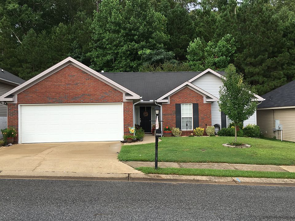 1st image of 4909 Cambridge Dr