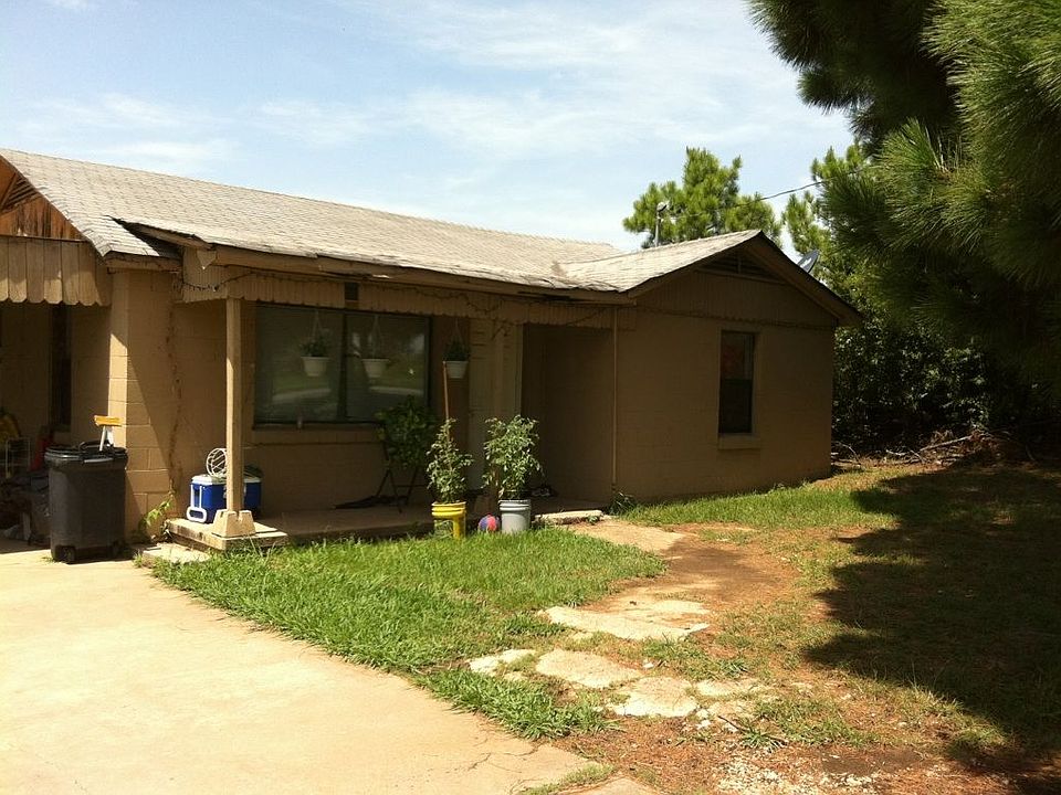 2nd image of 2725 Kibler Rd