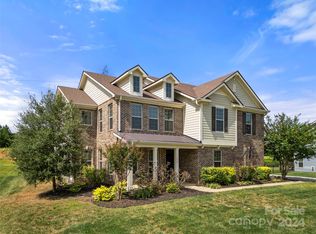 510 Alucio Ct, Matthews, NC 28104