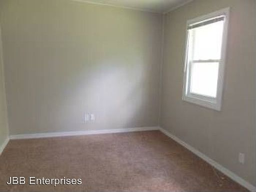 4th image of 3000 4th Ave #A