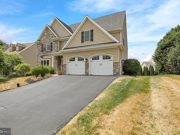4th image of 339 Spurrier Dr