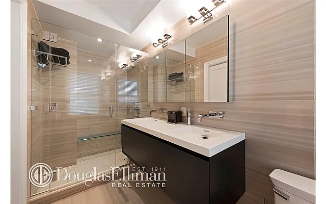 Sold by Douglas Elliman | media 10