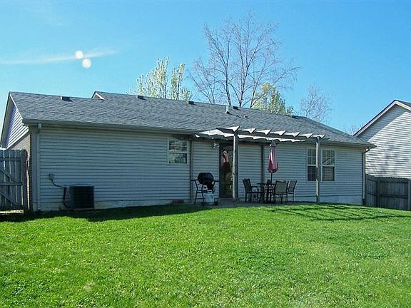 4th image of 2123 Stonewood Ln