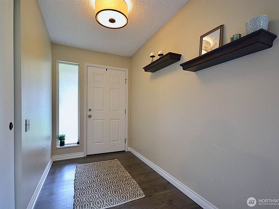 3rd image of 3300 Carpenter Road SE #107