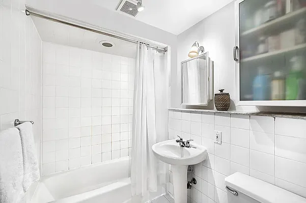 Rented by Owner | media 5