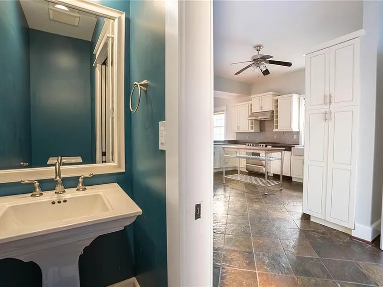 311 Josephine St NE — Photo 39