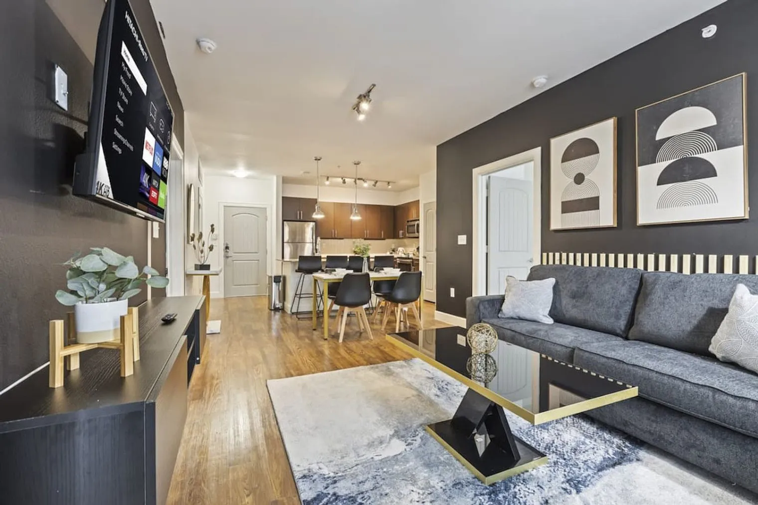 2 bed, 2.0 bath, 11506 sqft, $4,245 — Photo 1