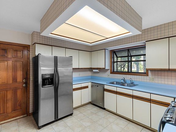 3rd image of 2213 Vereen Circle