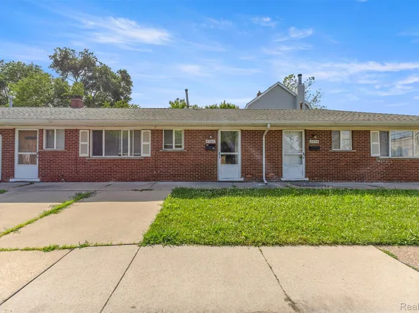 2056 Lafayette Blvd, Lincoln Park, MI 48146