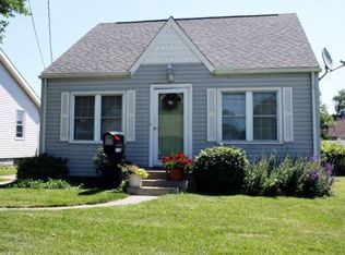 5708 Edgewater Dr, Toledo, OH 43611