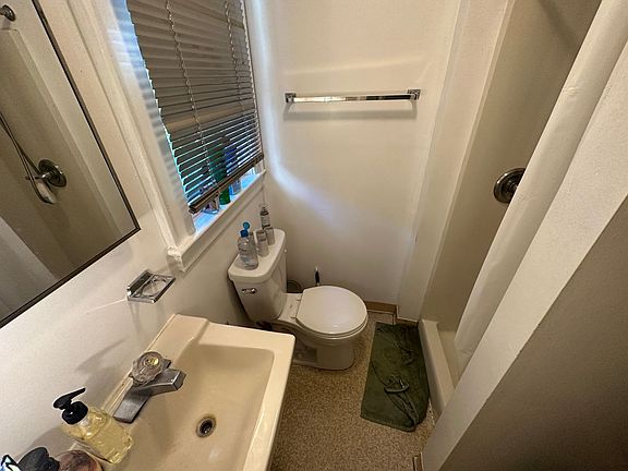 3rd image of 226 Bryant Ave #1