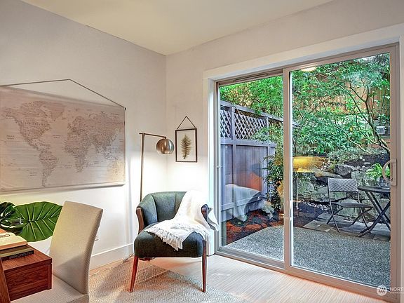 4th image of 4108 37th Ave S #B