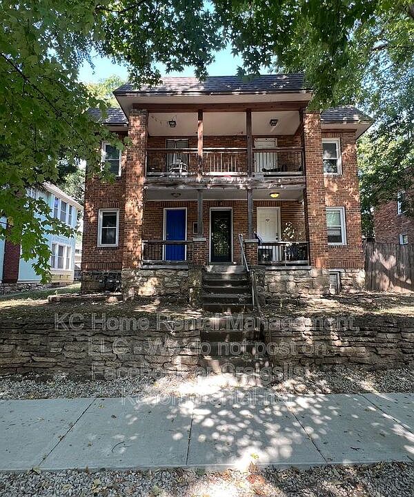 1st image of 1114 W 41st Ter APT 2W