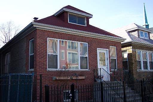 1st image of 2946 N Damen Ave