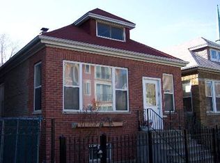 2946 N Damen Ave, Chicago, IL 60618