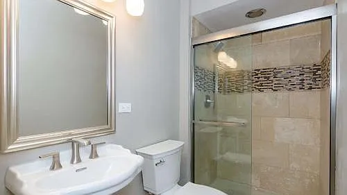 2821 S Michigan Ave #B — Photo 9