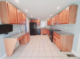 37 Cowan Ave #1, Stamford, CT 06906