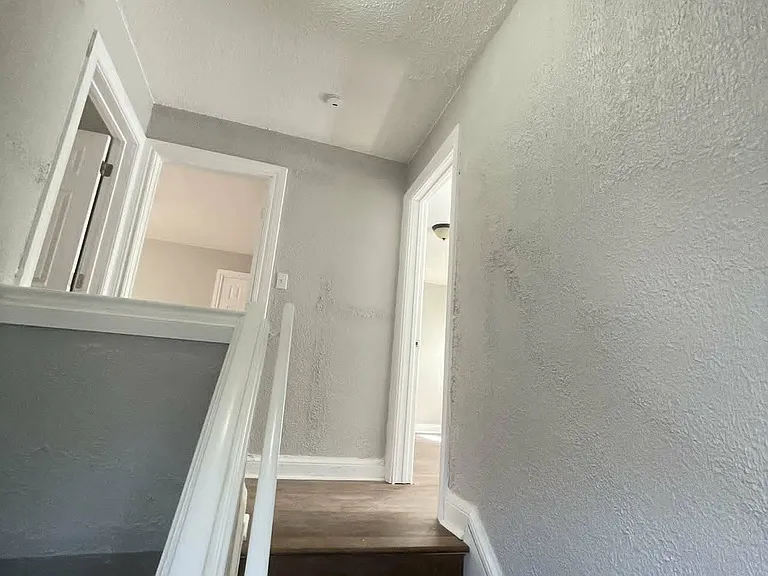 16219 Northlawn St — Photo 14