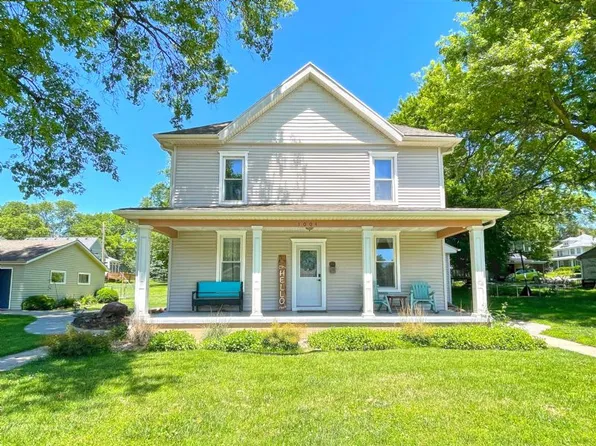 1004 College St, Tarkio, MO 64491