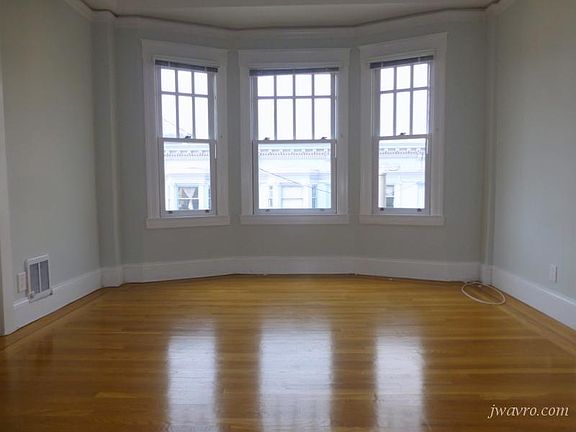 5th image of 312 Fillmore St APT 15