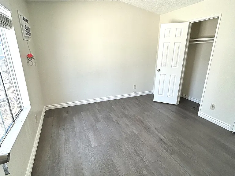 133 E 16th St #46 — Photo 11