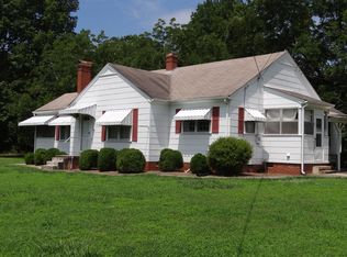 930 Brooklyn Avenue Ext, Ramseur, NC 27316