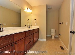 3149-3155 E Main St, Jackson, MO 63755