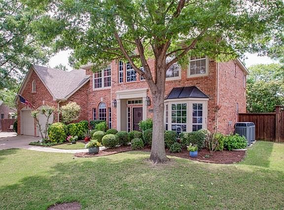 3rd image of 2832 Lake Breeze Ln
