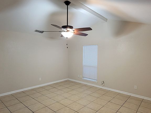 3rd image of 5244 Larcade Dr