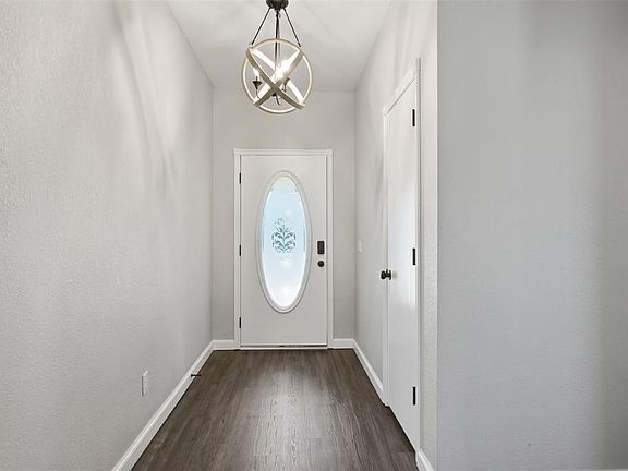 4th image of 5615 Spring Haven Dr
