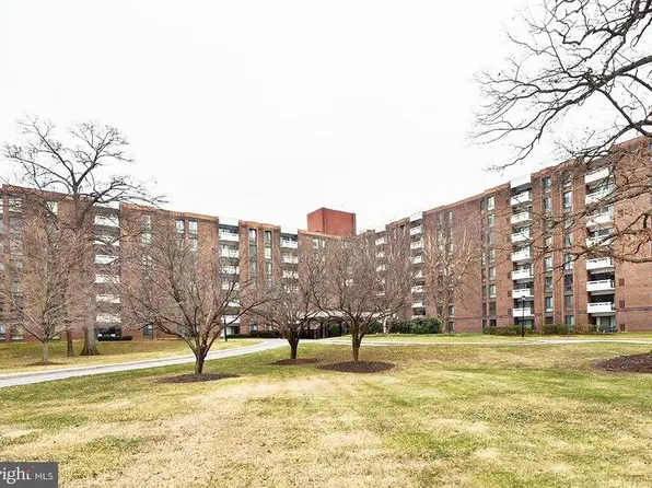 7 Slade Ave APT 215, Pikesville, MD 21208
