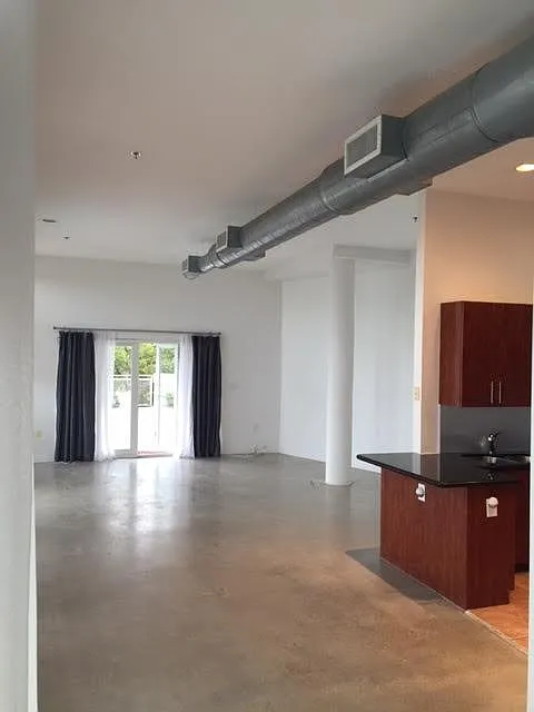 460 NE 77th Street Rd #404A