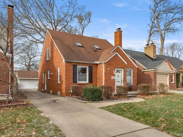 1021 N Vernon St, Dearborn, MI 48128