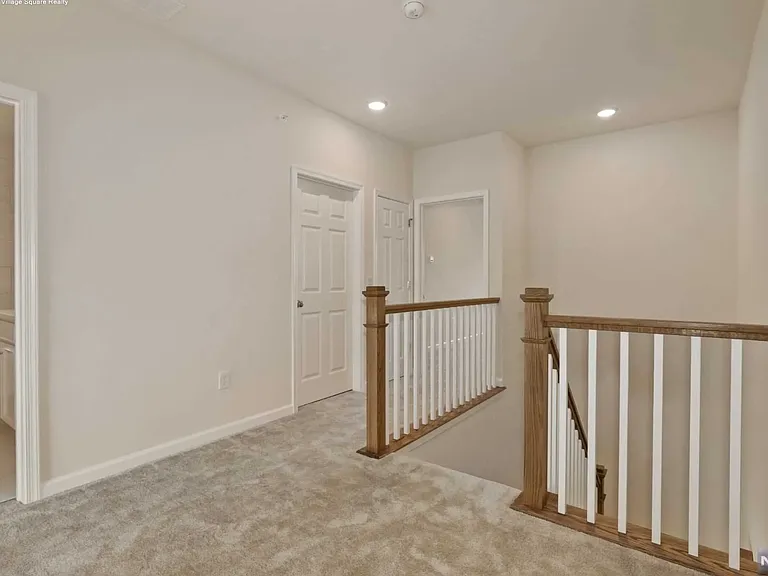 7 Leahy Dr — Photo 20