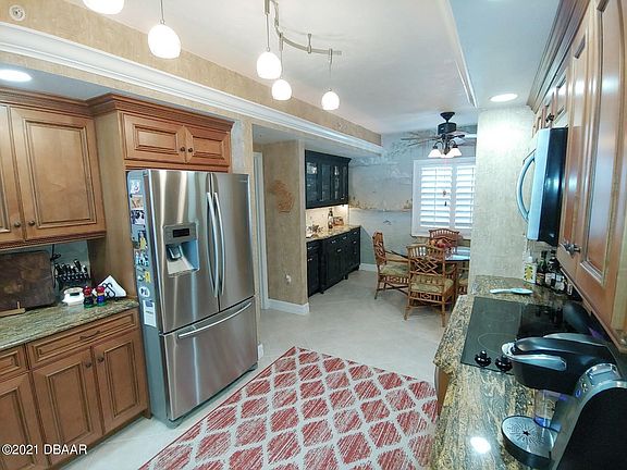 2nd image of 4767 S Atlantic Ave Unit 302