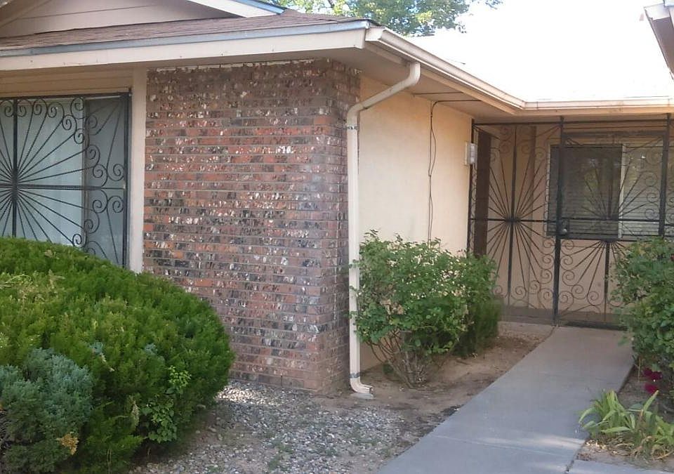 1st image of 9509 La Playa St NE