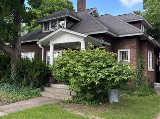 1327 Jefferson St, Muskegon, MI 49441