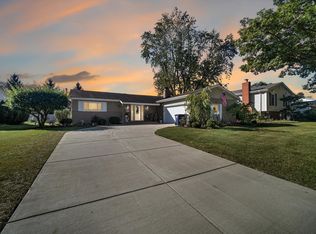 1125 Timber Ln, Darien, IL 60561